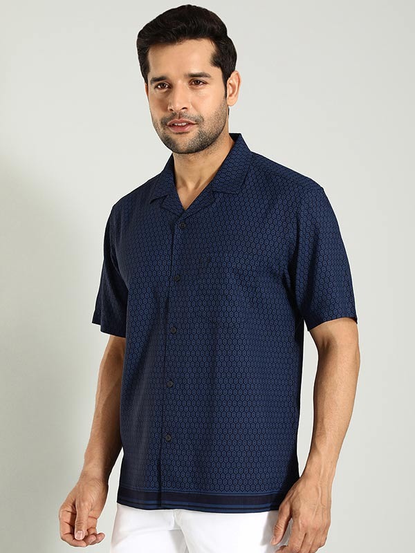 Indian Terrain Men's Relaxed Fit Half Sleeve All Over Print Navy Shirt